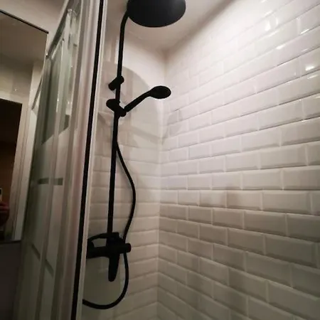 Le Seneou Apartment *